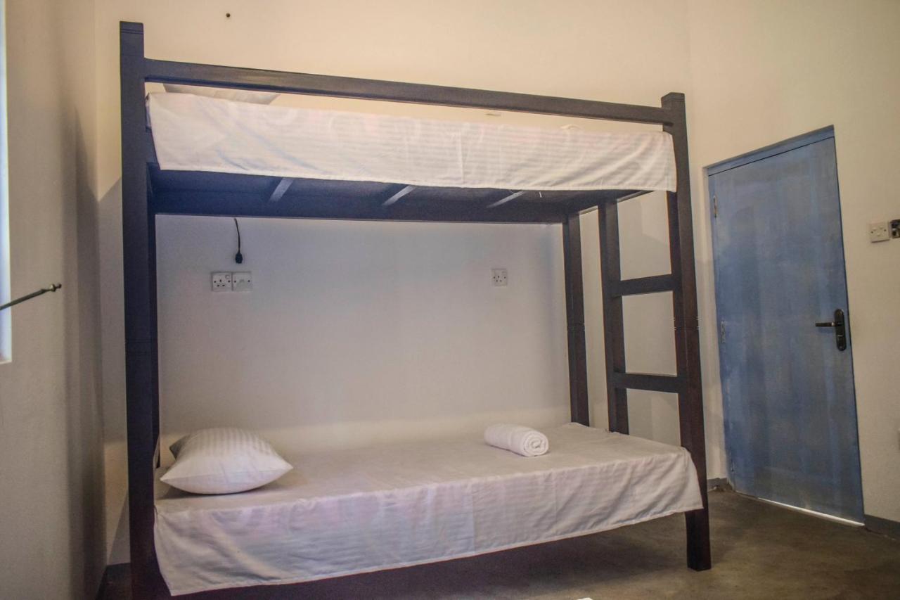 Hostel Bunk 15 Hiriketiya Dickwella Zewnętrze zdjęcie